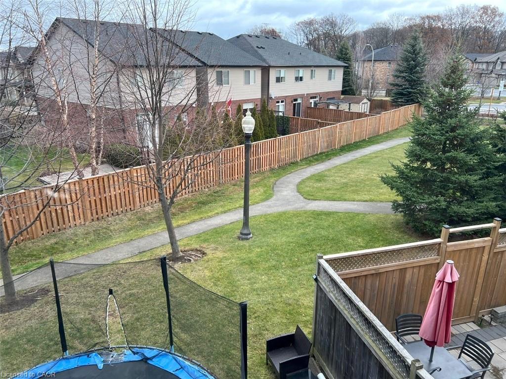 24-370 Stonehenge Drive, Ancaster, ON - Outdoor