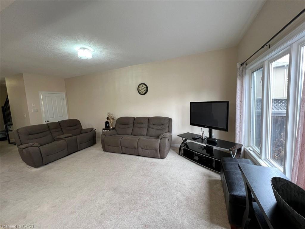 24-370 Stonehenge Drive, Ancaster, ON - Indoor
