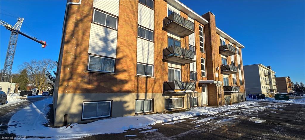 443 Hazel Street, Waterloo, ON - Outdoor