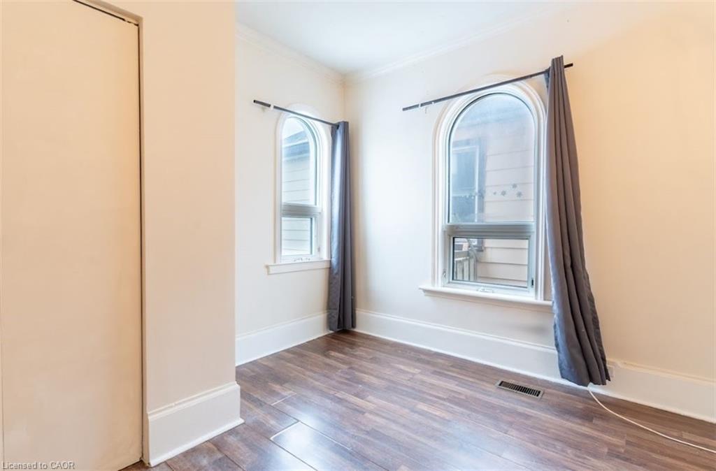 219 Erie Avenue, Brantford, ON - Indoor Photo Showing Other Room