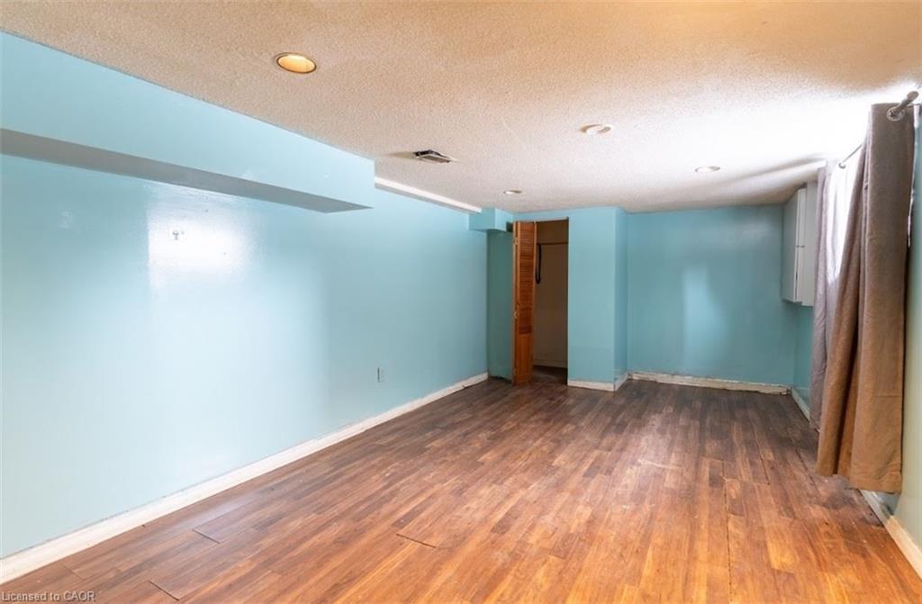 219 Erie Avenue, Brantford, ON - Indoor Photo Showing Other Room