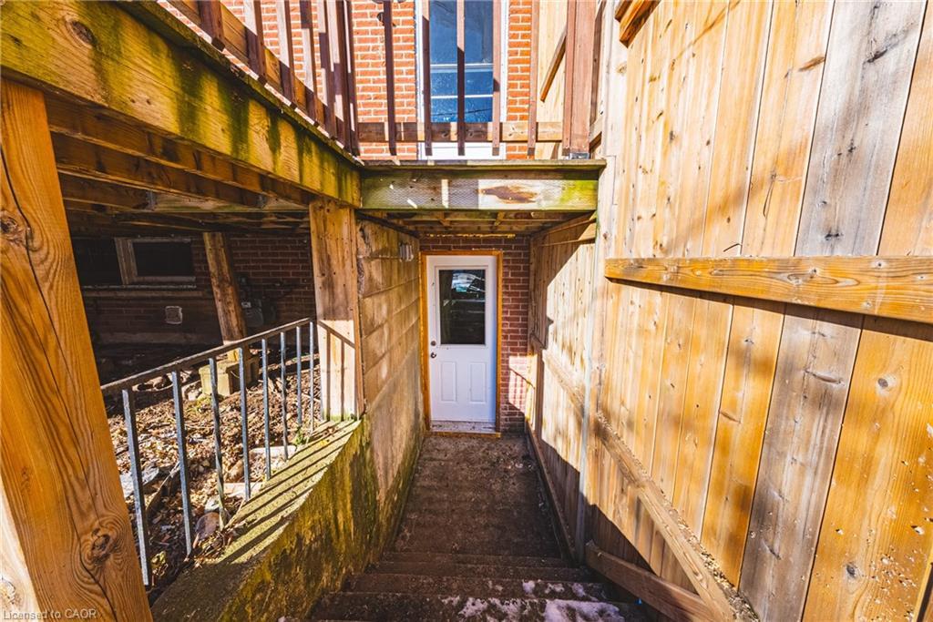 5535 Schueller Crescent, Burlington, ON - Indoor Photo Showing Other Room