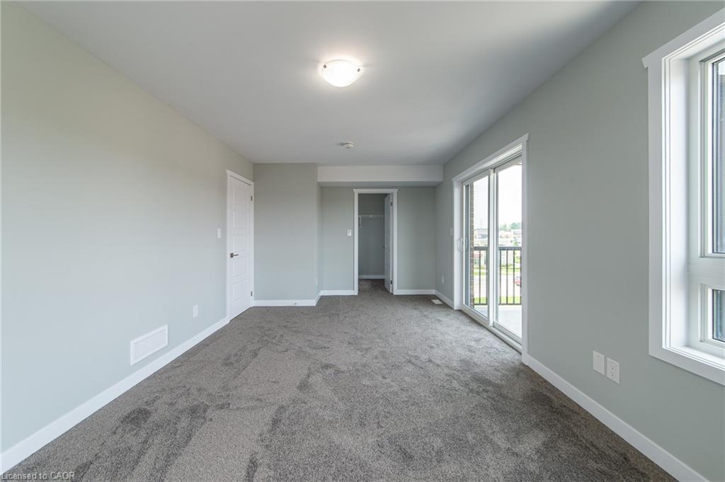 A7-1331 Countrystone Drive, Kitchener, ON - Indoor Photo Showing Other Room