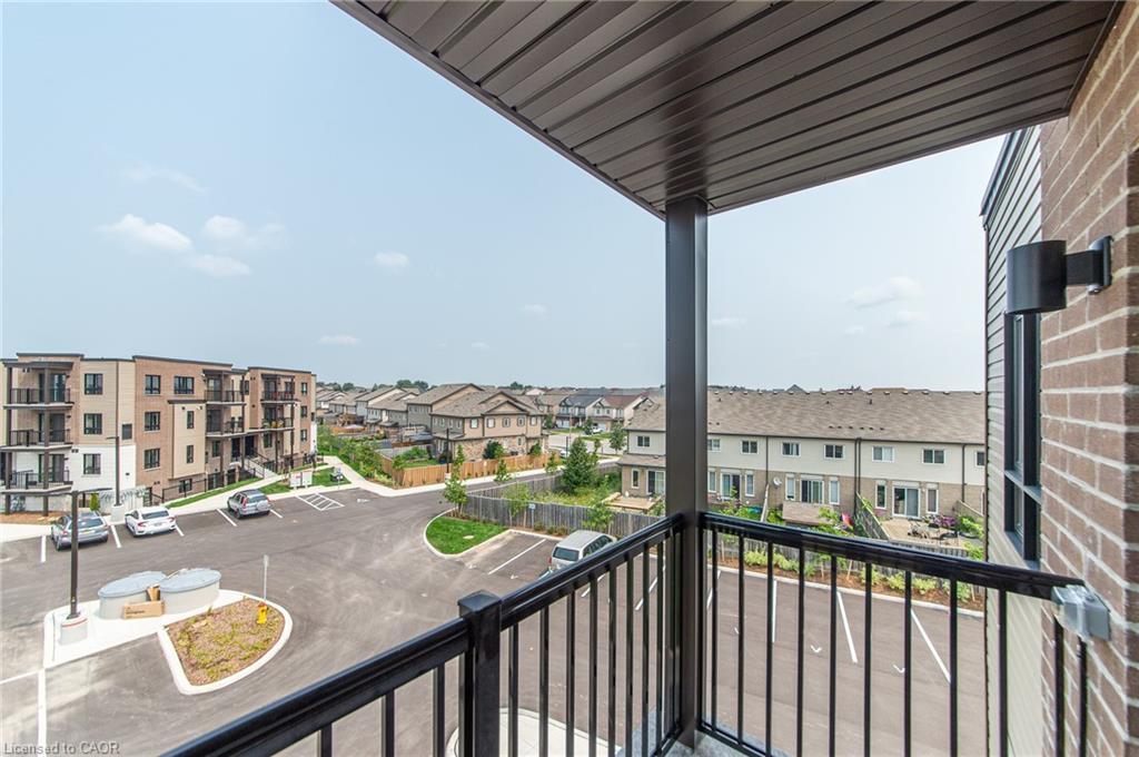 A7-1331 Countrystone Drive, Kitchener, ON - Outdoor With Exterior