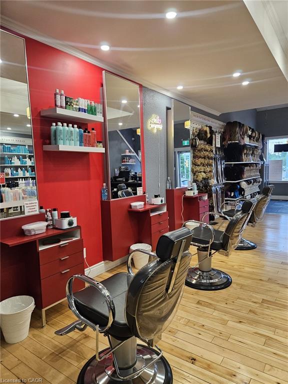 938 King Street W, Kitchener, ON