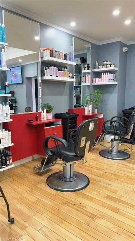 938 King Street W, Kitchener, ON