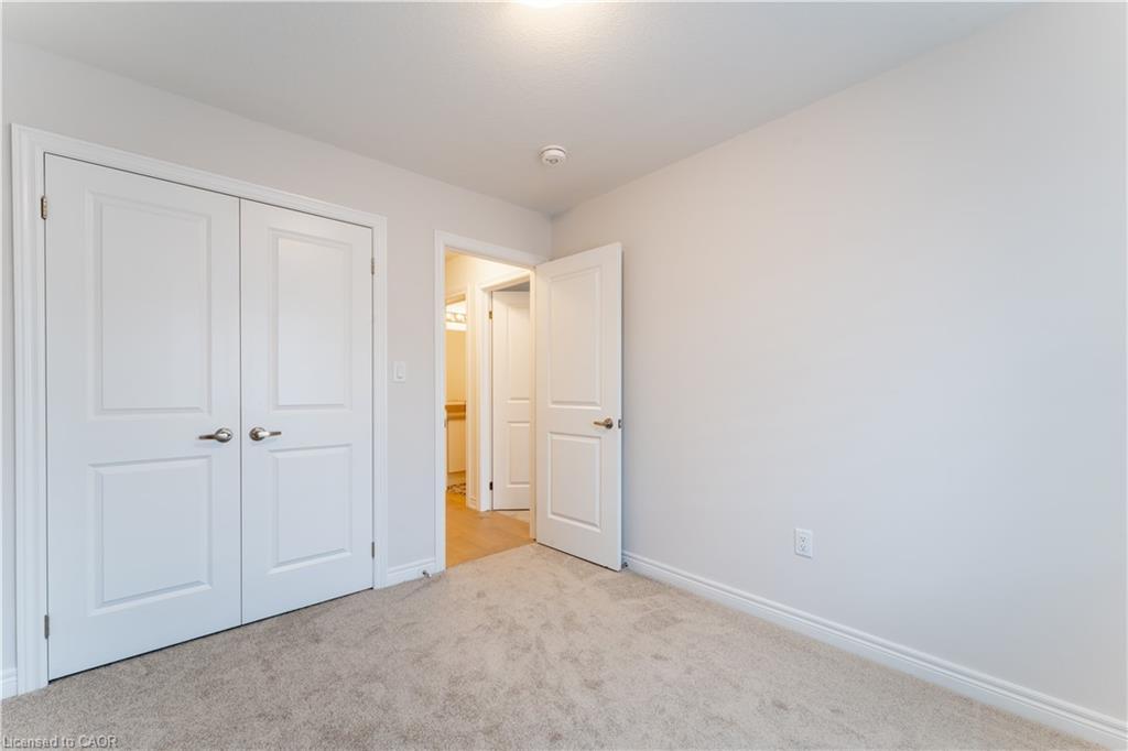 143 Sonoma Lane, Stoney Creek, ON - Indoor Photo Showing Other Room