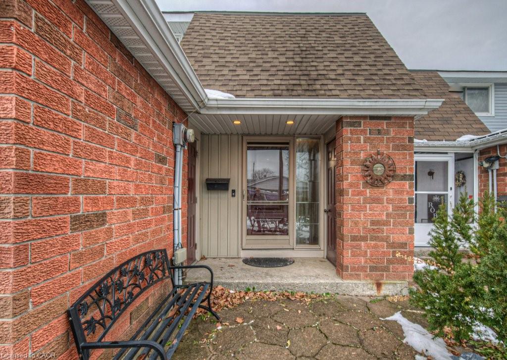 154 St Andrews Drive, Hamilton, ON - Outdoor