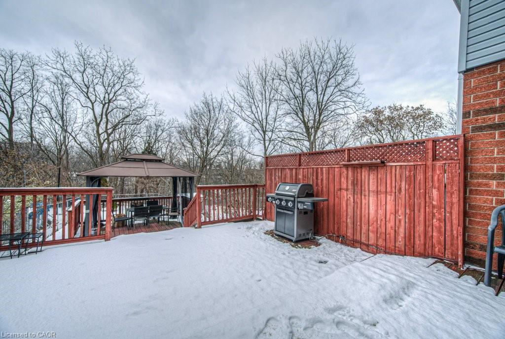 154 St Andrews Drive, Hamilton, ON - Outdoor
