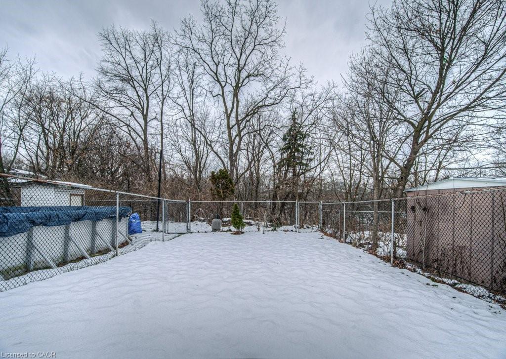 154 St Andrews Drive, Hamilton, ON - Outdoor