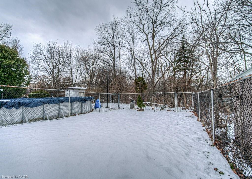 154 St Andrews Drive, Hamilton, ON - Outdoor