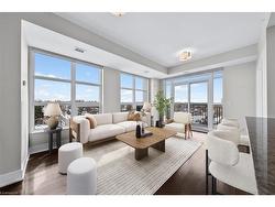 805-144 Park Street Waterloo, ON N2L 0B6