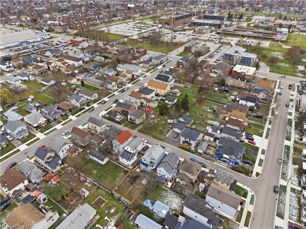 11 Patsy Avenue, Welland, ON -