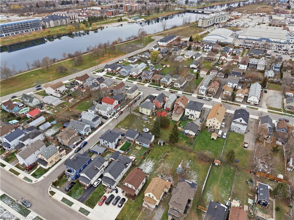 11 Patsy Avenue, Welland, ON - With View