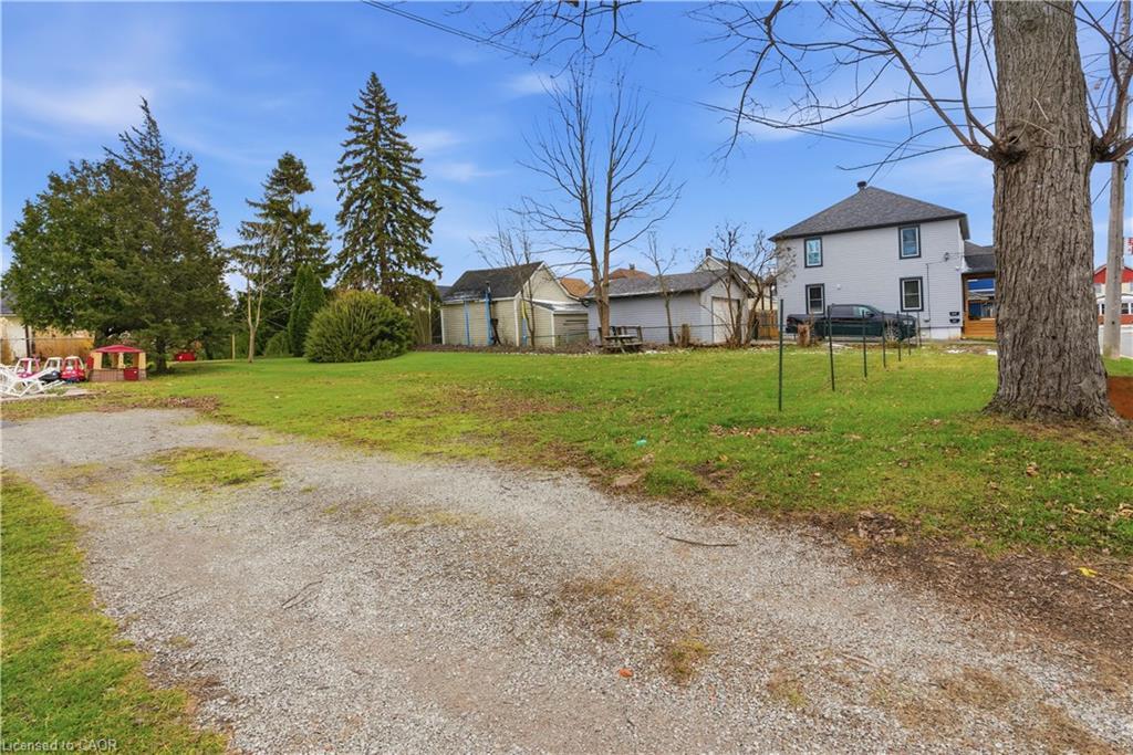 11 Patsy Avenue, Welland, ON - Outdoor