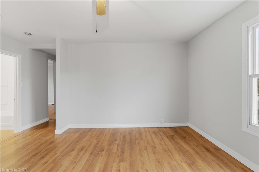 11 Patsy Avenue, Welland, ON - Indoor Photo Showing Other Room