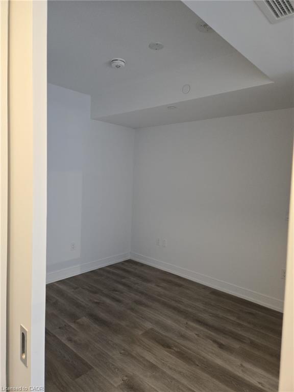 403-1 Jarvis Street, Hamilton, ON - Indoor Photo Showing Other Room