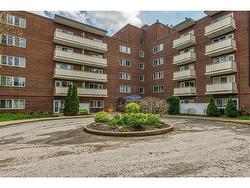 220-198 Scott Street St. Catharines, ON L2N 5T3