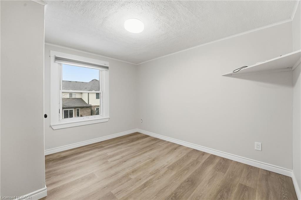 1 Violet Street, St. Catharines, ON - Indoor Photo Showing Other Room