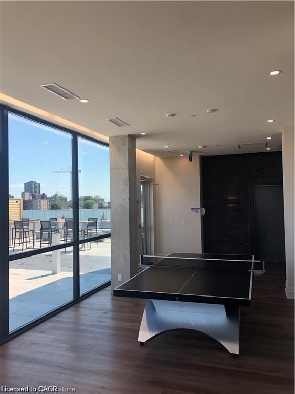 405-101 Locke Street S, Hamilton, ON - Indoor Photo Showing Other Room