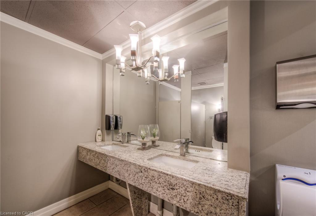 108-279 Weber Street N, Waterloo, ON