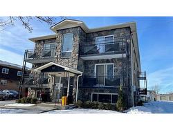 9-15 Empire Street Welland, ON L3B 2L3