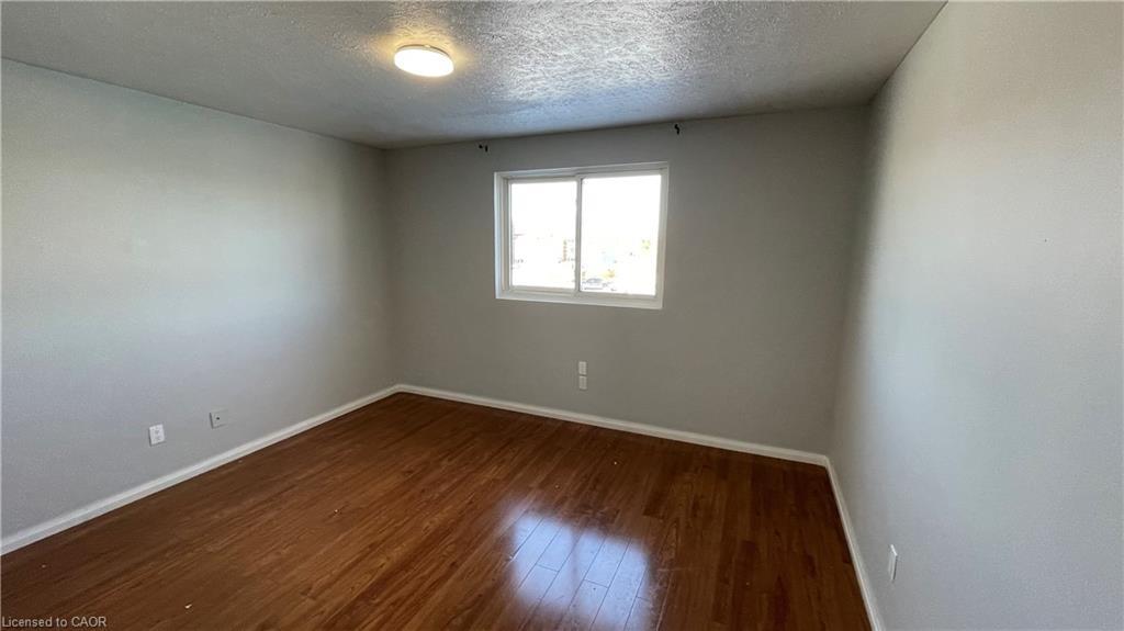 9-15 Empire Street, Welland, ON - Indoor Photo Showing Other Room