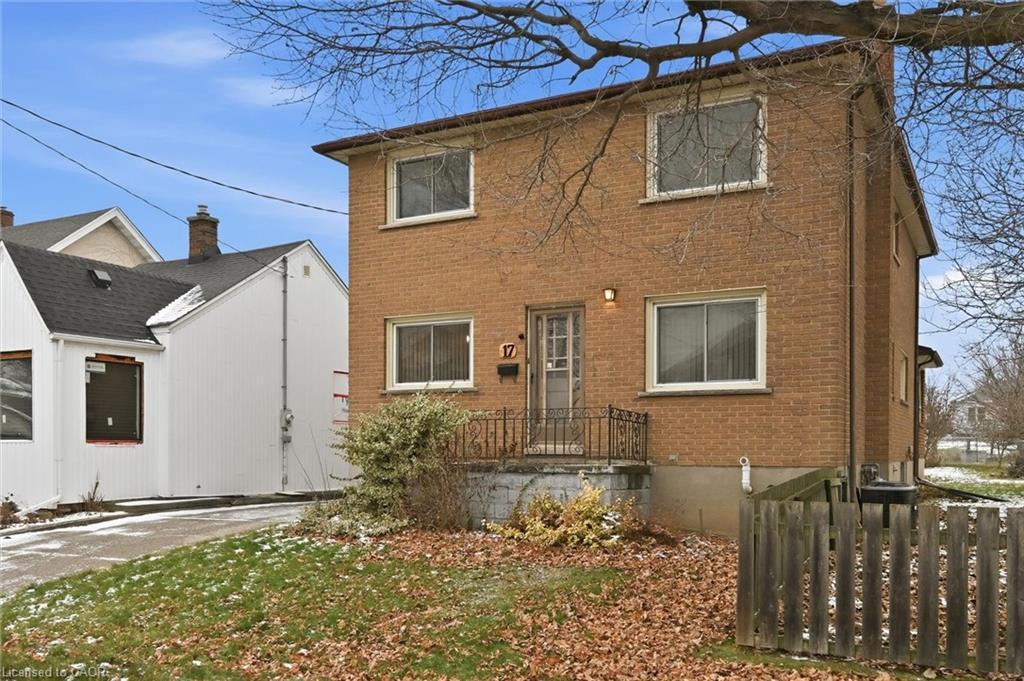 17 Queen Street N, Thorold, ON - Outdoor With Exterior