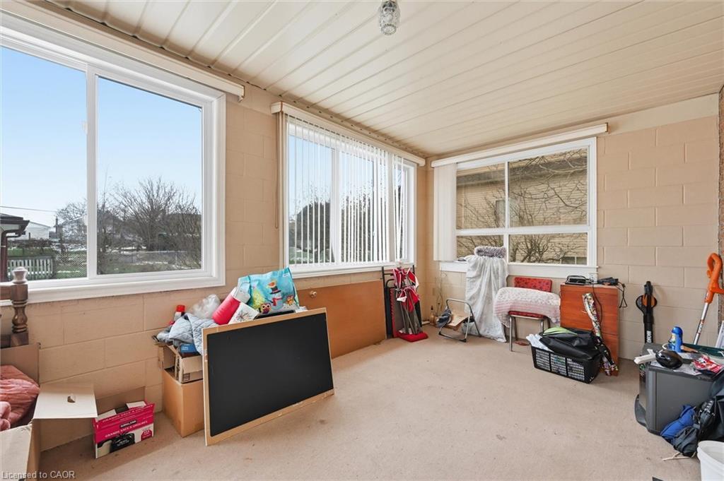 17 Queen Street N, Thorold, ON - Outdoor With Exterior