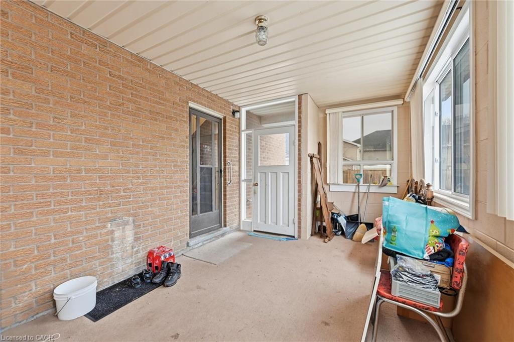 17 Queen Street N, Thorold, ON - Outdoor With Exterior