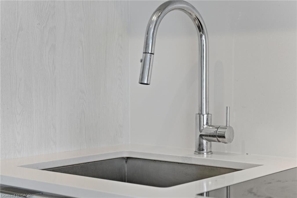 606-1 Jarvis Street, Hamilton, ON - Indoor