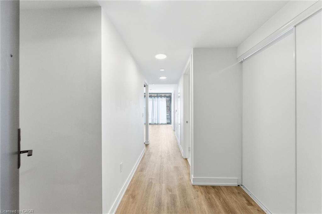 606-1 Jarvis Street, Hamilton, ON - Indoor Photo Showing Other Room