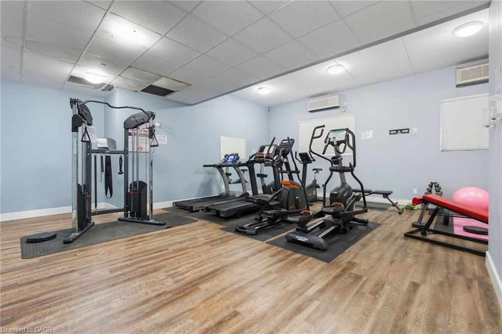 203-149 Main Street W, Hamilton, ON - Indoor Photo Showing Gym Room