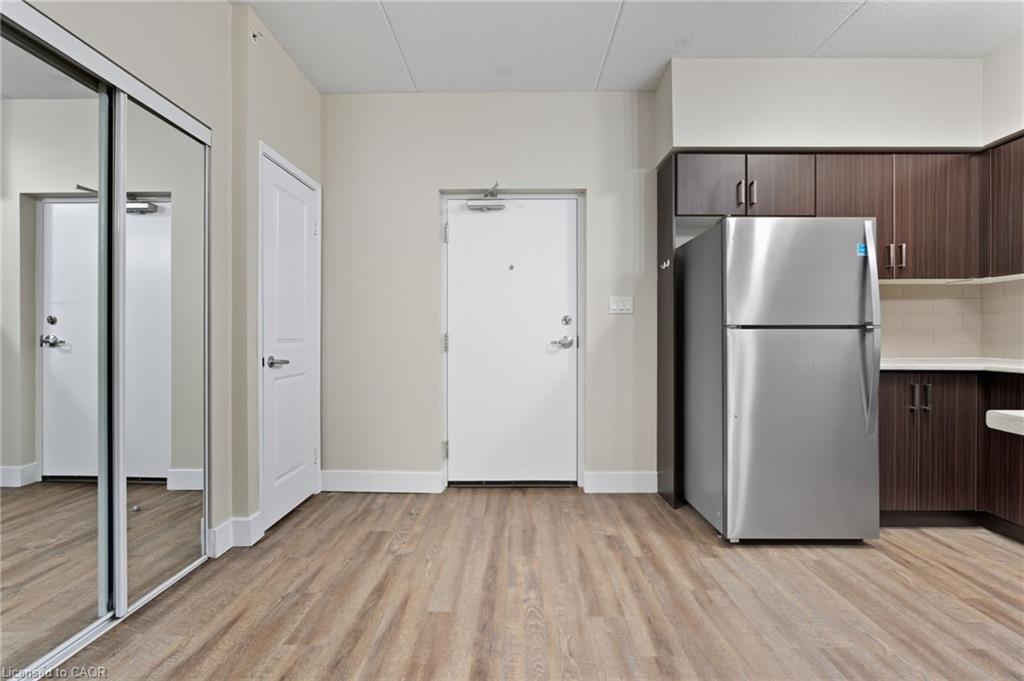 203-149 Main Street W, Hamilton, ON - Indoor