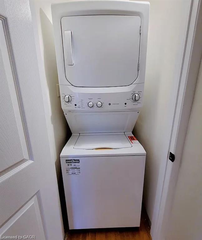 1269 Montclair Drive, Oakville, ON - Indoor Photo Showing Laundry Room