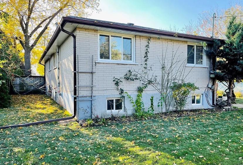 1269 Montclair Drive, Oakville, ON - Outdoor