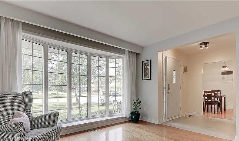 1269 Montclair Drive, Oakville, ON - Indoor Photo Showing Other Room