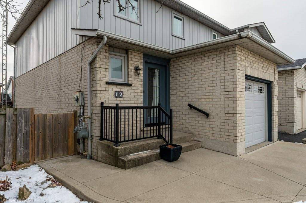 12 Meteor Boulevard, Stoney Creek, ON - Outdoor With Exterior