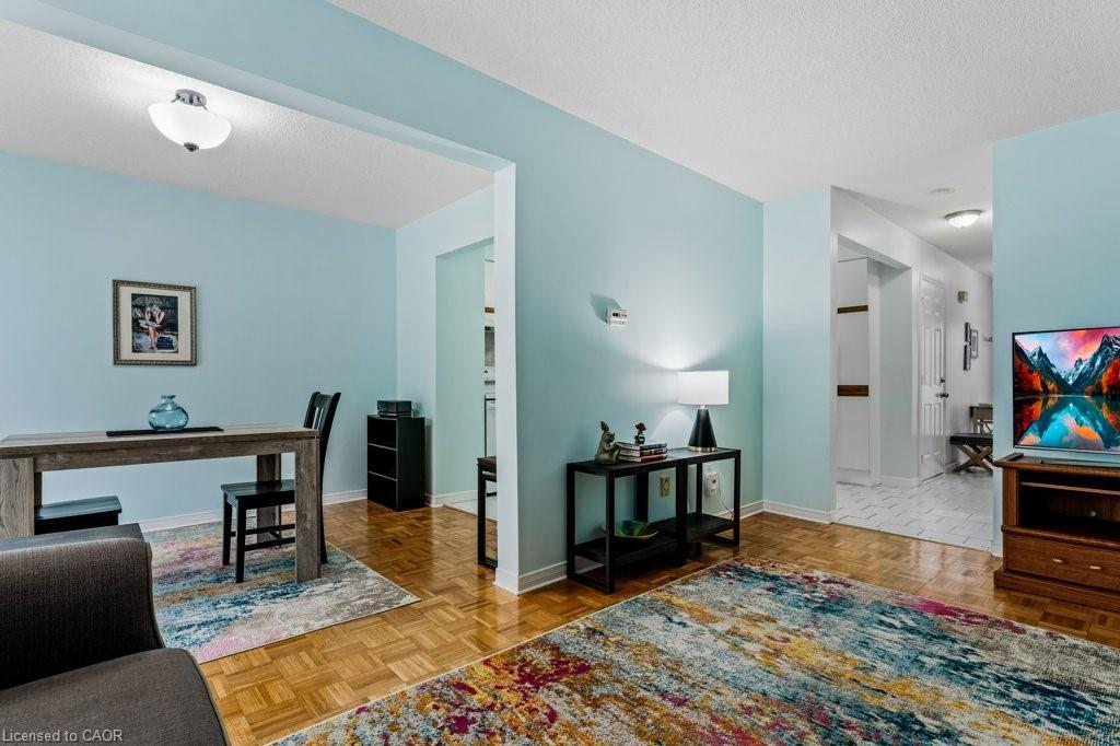 12 Meteor Boulevard, Stoney Creek, ON - Indoor