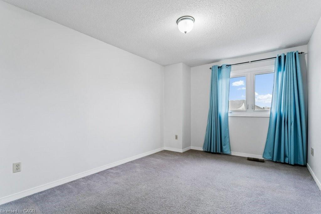 12 Meteor Boulevard, Stoney Creek, ON - Indoor Photo Showing Other Room