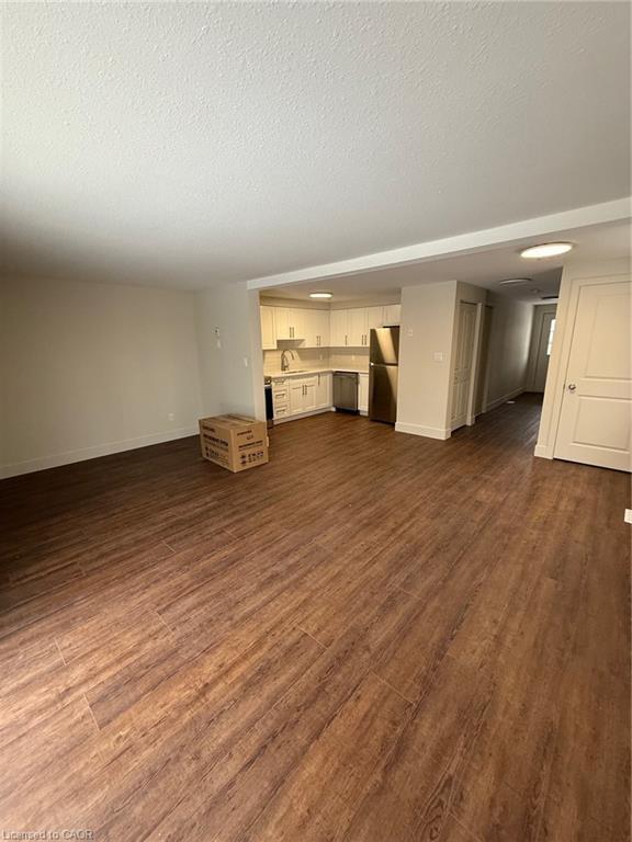 112 Woodpoppy Crescent, Kitchener, ON - Indoor Photo Showing Other Room