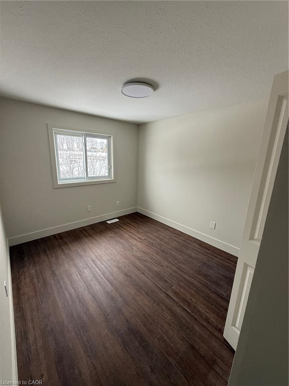 112 Woodpoppy Crescent, Kitchener, ON - Indoor Photo Showing Other Room
