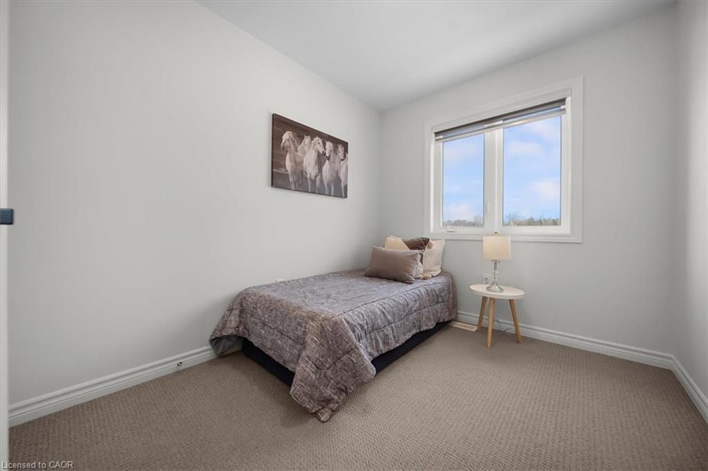 13-314 Equestrian Way, Cambridge, ON - Indoor Photo Showing Bedroom