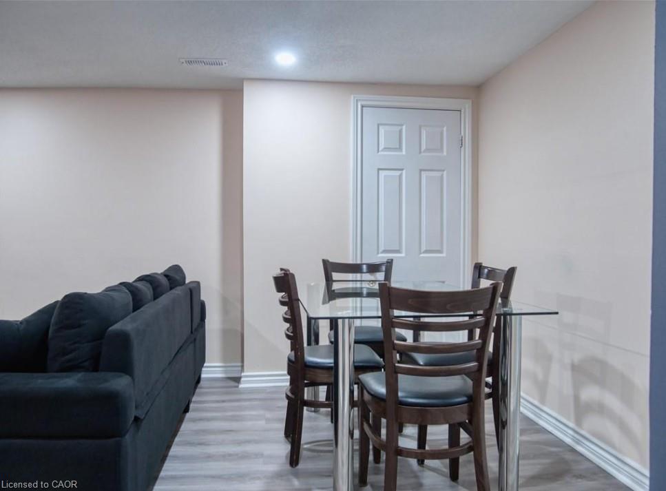 B-651 Upper Ottawa Street, Hamilton, ON - Indoor Photo Showing Dining Room