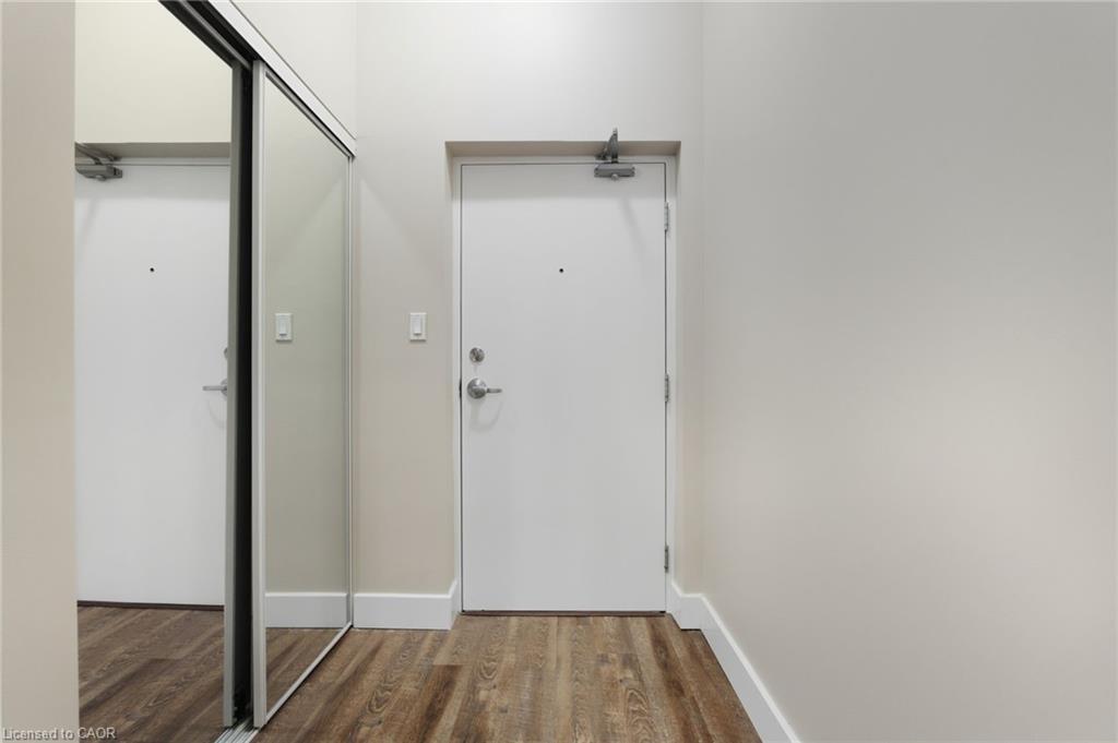 101-149 Main Street W, Hamilton, ON - Indoor Photo Showing Other Room