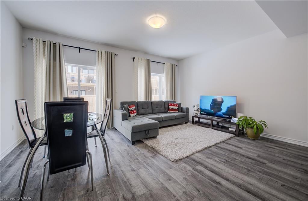 34 June Callwood Way, Brantford, ON - Indoor Photo Showing Other Room