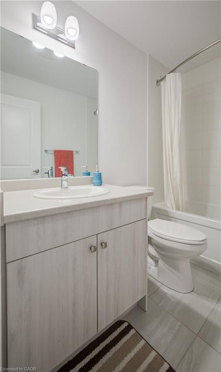 34 June Callwood Way, Brantford, ON - Indoor Photo Showing Bathroom