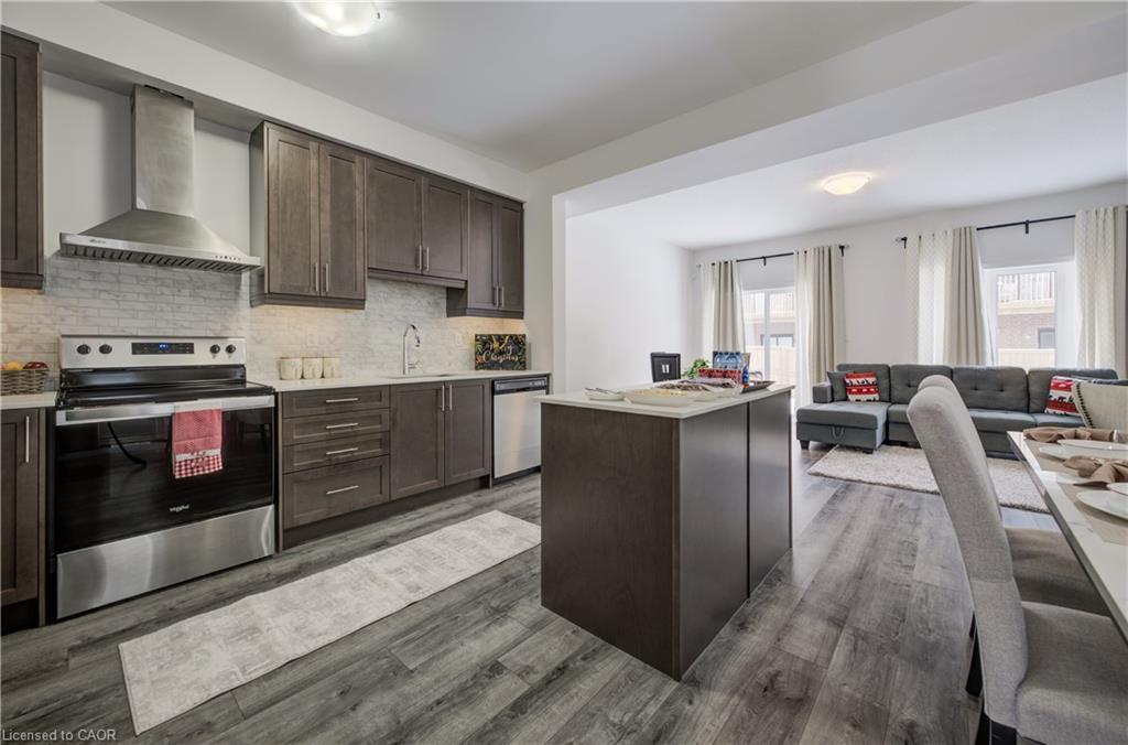 34 June Callwood Way, Brantford, ON - Indoor Photo Showing Kitchen