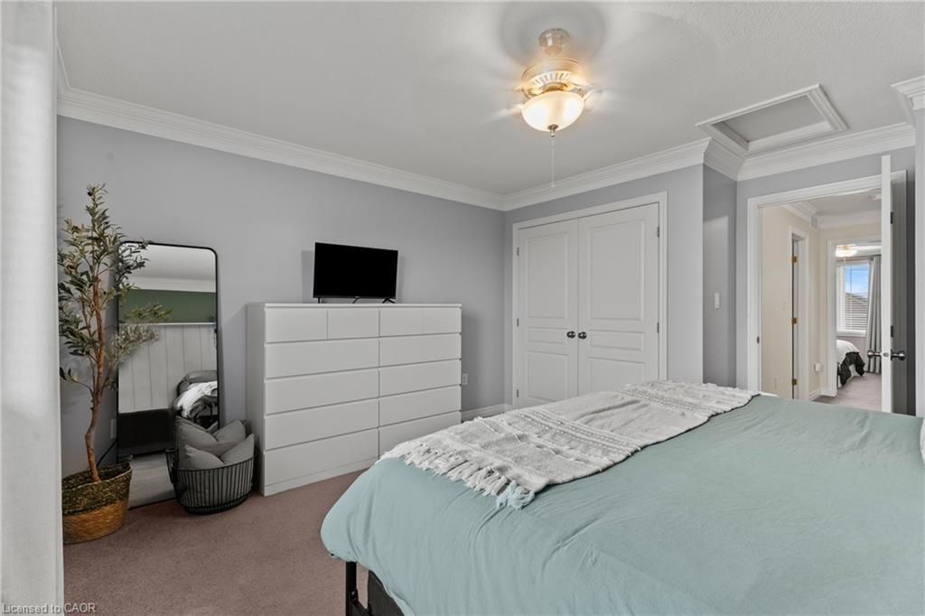 23 Edenrock Drive, Stoney Creek, ON - Indoor Photo Showing Bedroom
