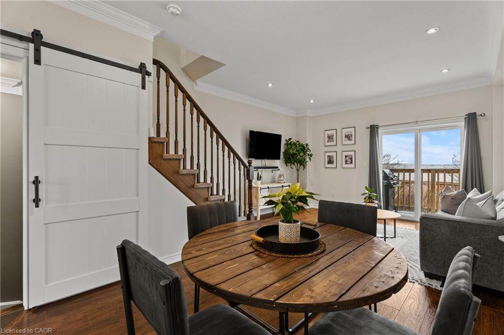 23 Edenrock Drive, Stoney Creek, ON - Indoor Photo Showing Dining Room